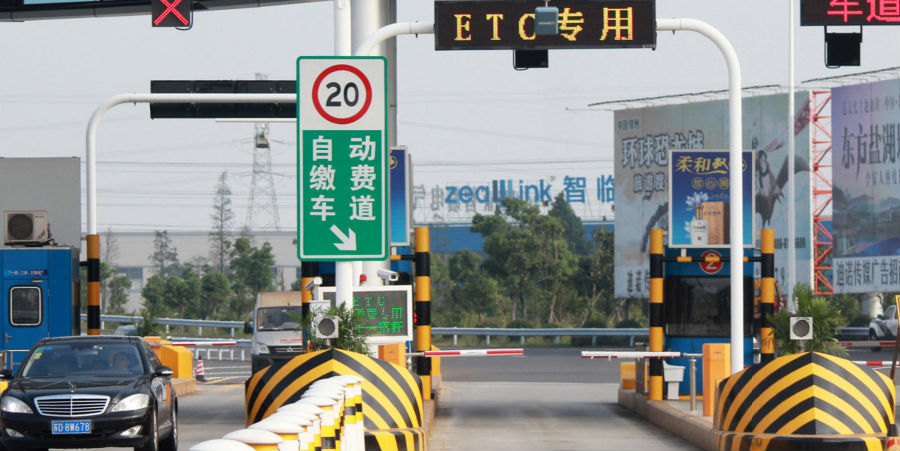 玉米视频污在线观看地板.png